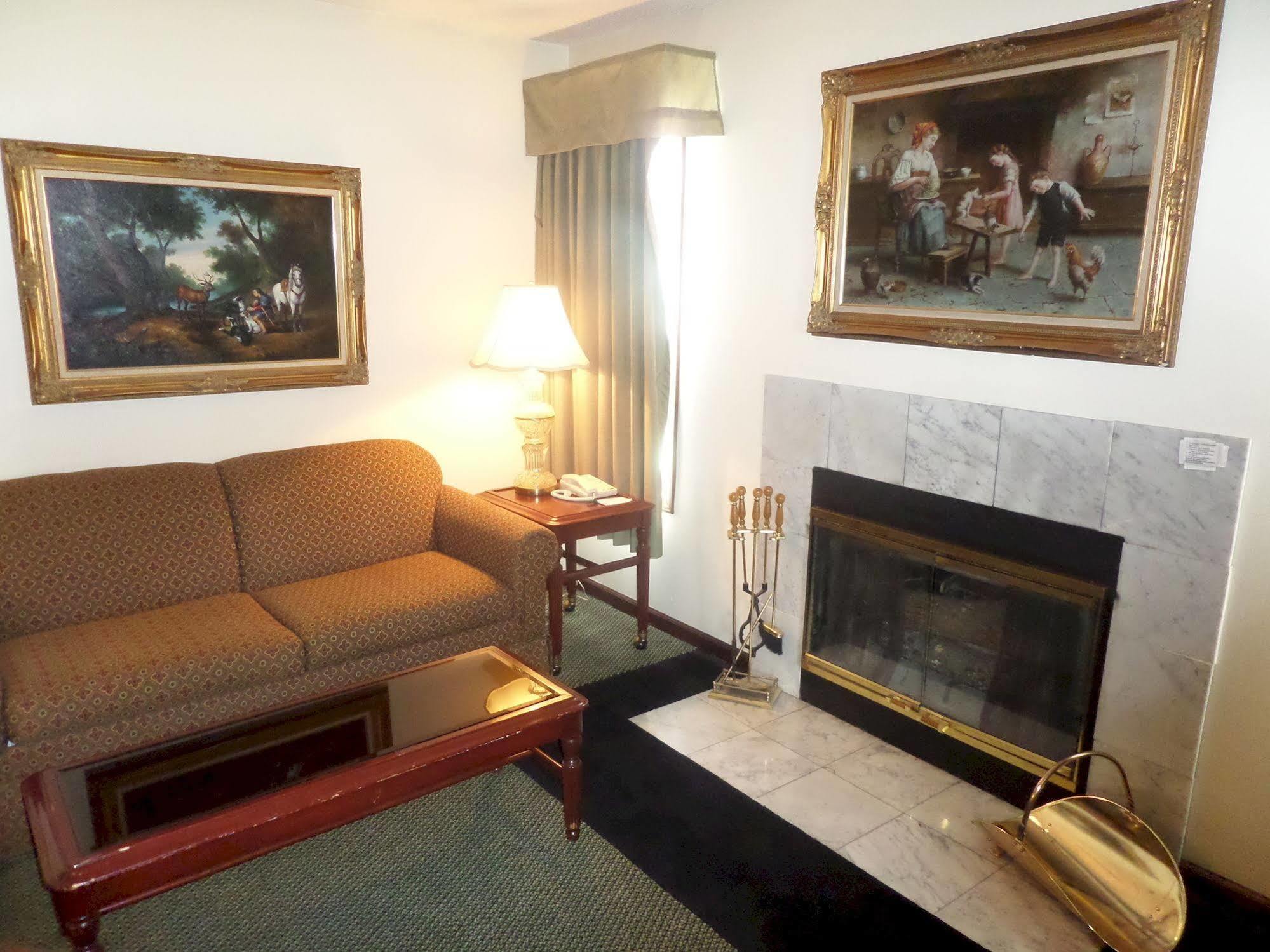 Country Inn & Suites By Radisson, Effingham, Il Extérieur photo
